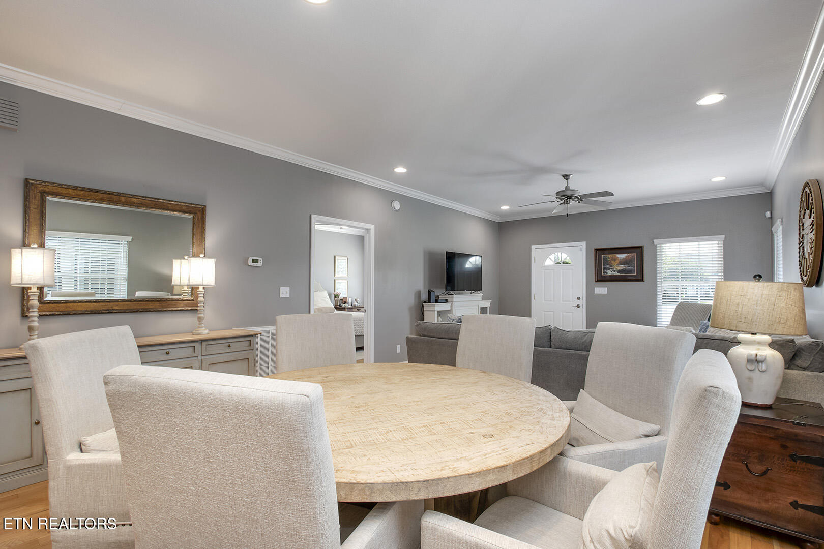 107 Liberty Court Oak Ridge, TN 37830 - Photo 11 of 32 11_LibertyCourt_105_Dining02