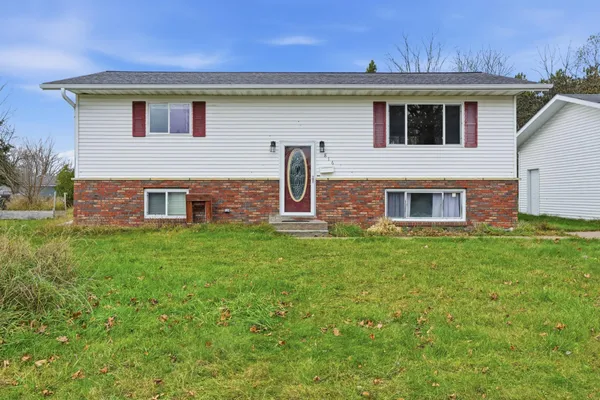 $199,900 | 816 East 9th Street South, Ladysmith, WI 54848