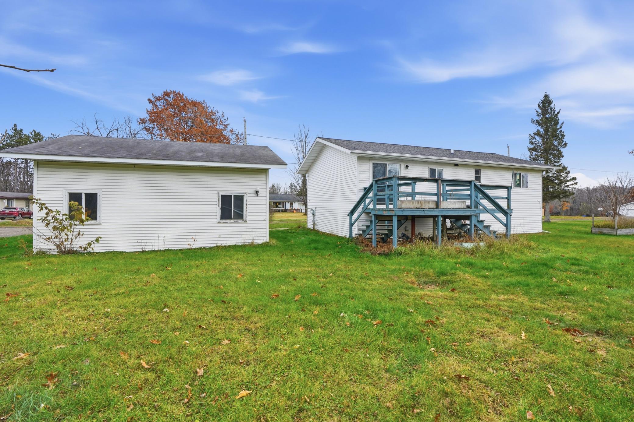 816 East 9th Street South Ladysmith, WI 54848 - Photo 27 of 36