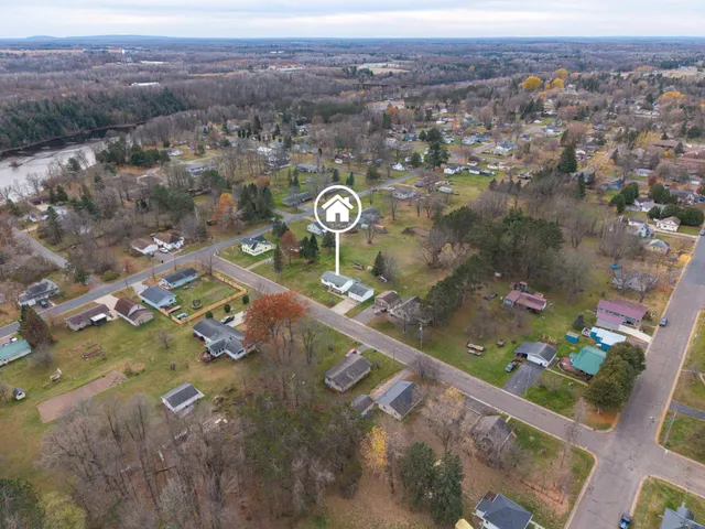 $210,000 | 816 East 9th Street South, Ladysmith, WI 54848