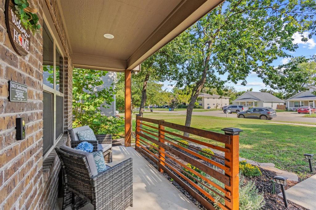 1031 West Gandy Street Denison, TX 75020 - Photo 6 of 33 Welcoming Patio