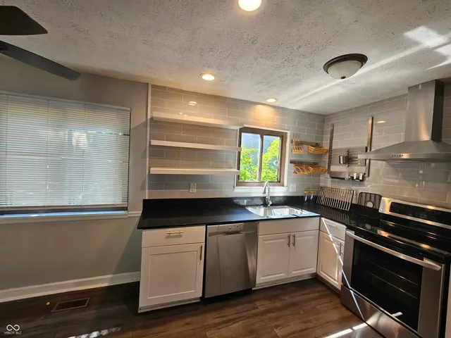 $110,000 | 7919 Benjamin Drive, Lawrence, IN 46226