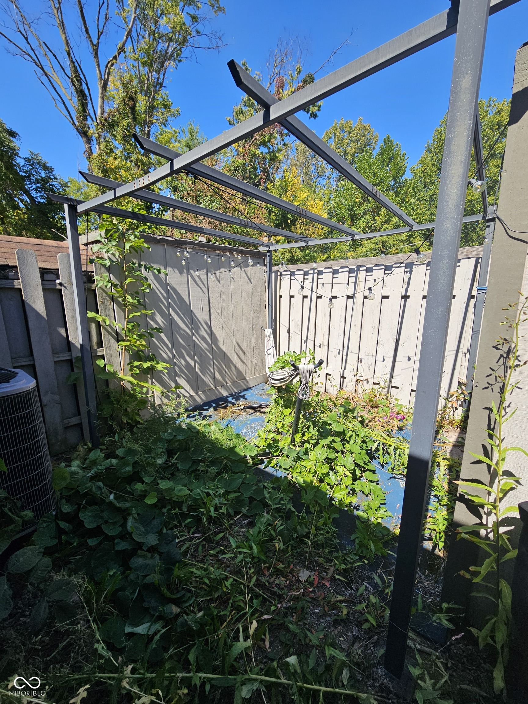 7919 Benjamin Drive Lawrence, IN 46226 - Photo 33 of 41