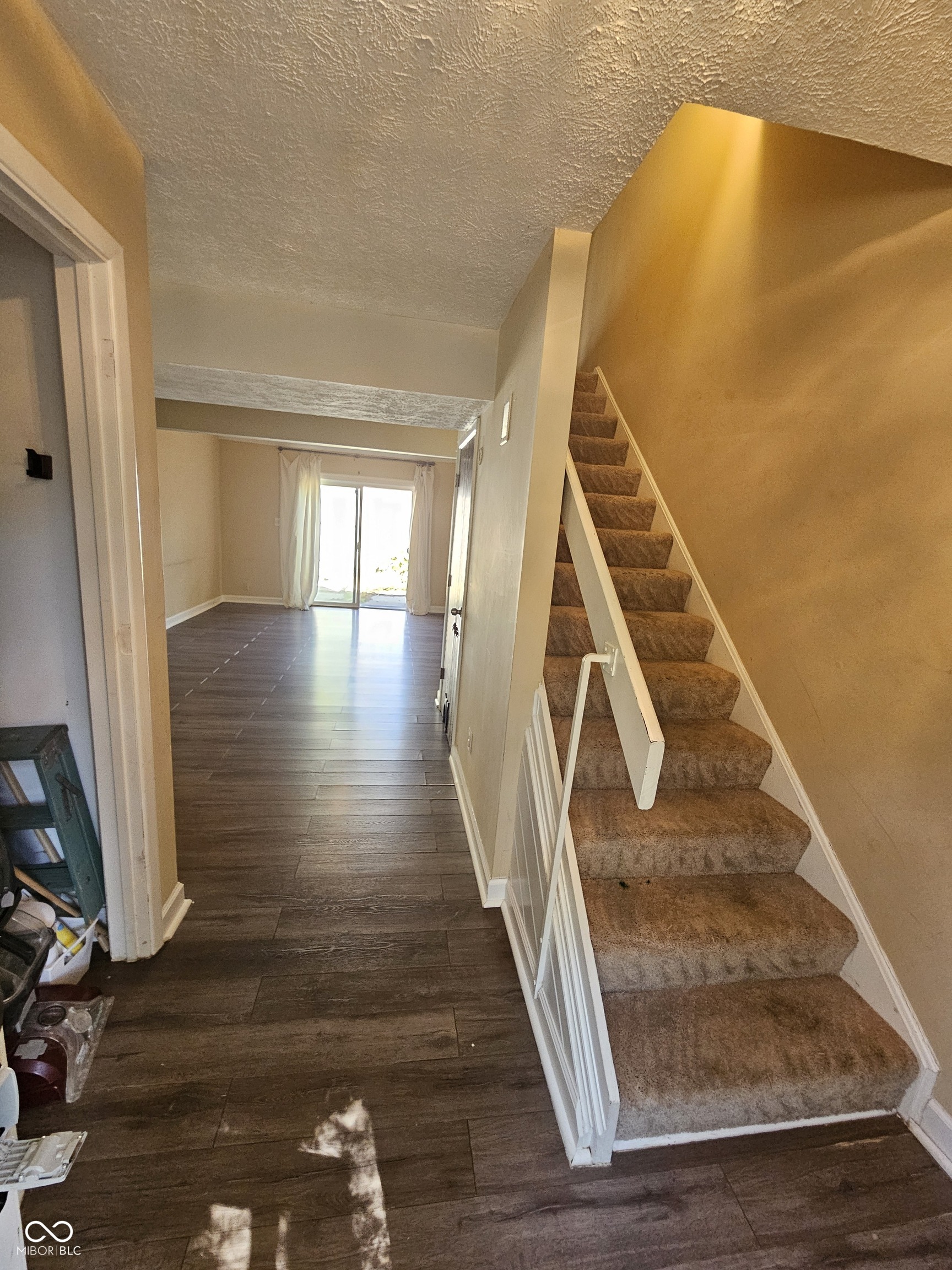 7919 Benjamin Drive Lawrence, IN 46226 - Photo 7 of 41