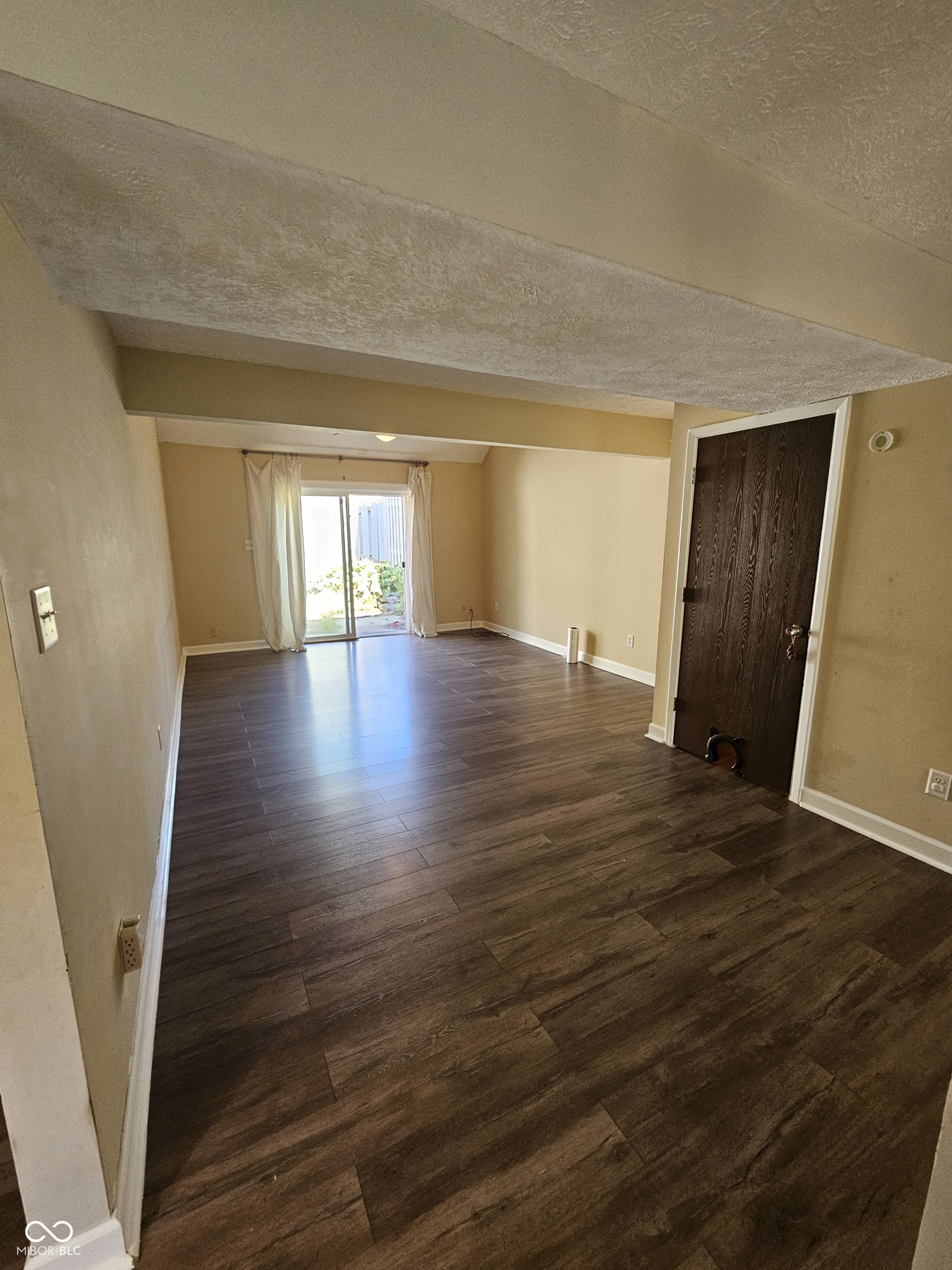 7919 Benjamin Drive Lawrence, IN 46226 - Photo 8 of 41