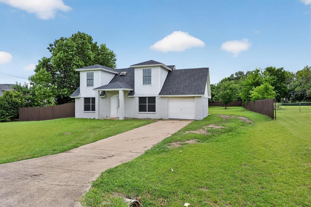 1626 Lyon Street Lancaster, TX 75134 - Photo 2 of 16