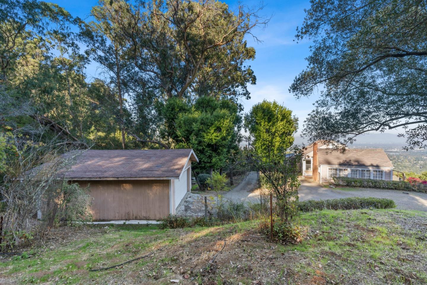 18860 Overlook Road Los Gatos, CA 95030 - Photo 17 of 32