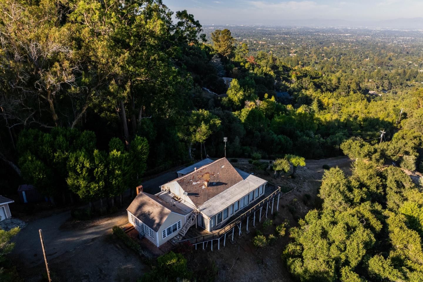 18860 Overlook Road Los Gatos, CA 95030 - Photo 2 of 32