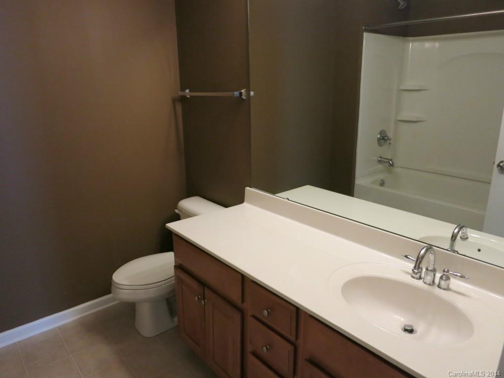 6418 Del Rio Road, Unit 318 Charlotte, NC 28277 - Photo 12 of 16 Gallery Image 12