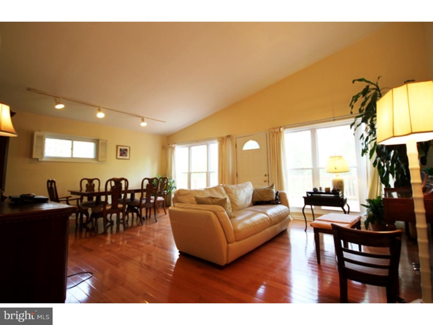 306 Atwood Road Glenside, PA 19038 - Photo 6 of 25 Gallery Image 6