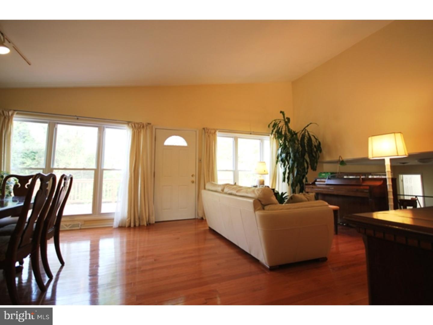 306 Atwood Road Glenside, PA 19038 - Photo 9 of 25 Gallery Image 9