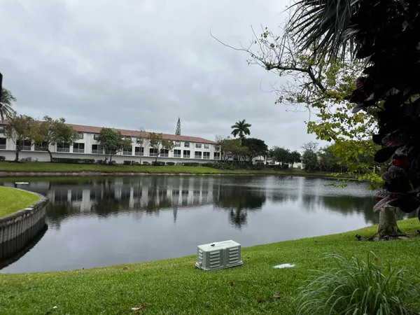 $3,500 | 20918 Estada Lane, Boca Raton, FL 33433