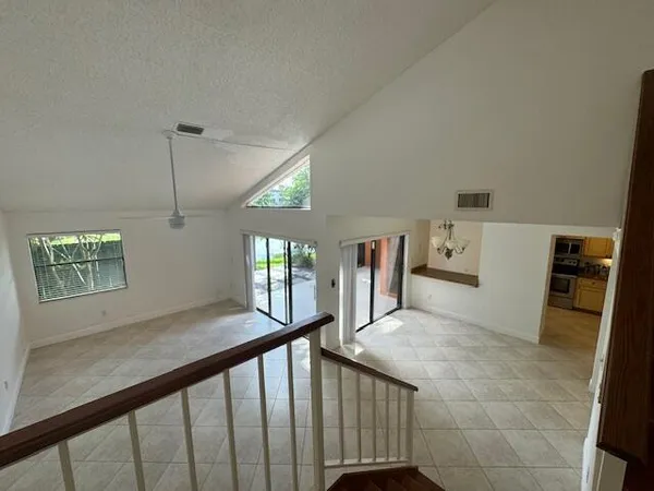 $3,500 | 20918 Estada Lane, Boca Raton, FL 33433