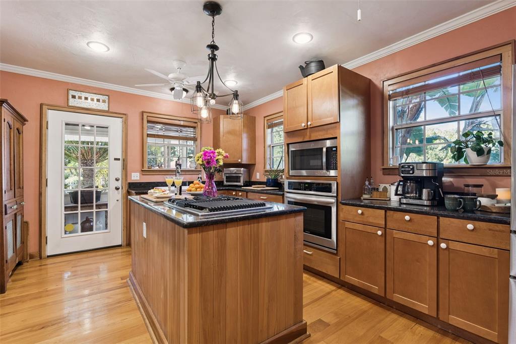 932 South Riverside Drive Edgewater, FL 32132 - Photo 8 of 66