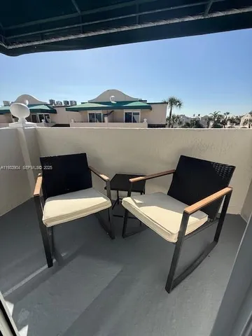 $360,000 | 8670 Northwest 6th Lane, Unit 4210, Miami, FL 33126