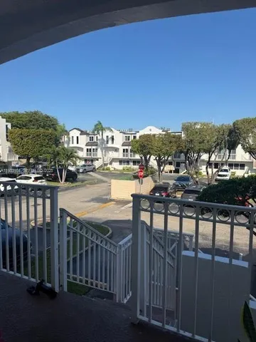 $360,000 | 8670 Northwest 6th Lane, Unit 4210, Miami, FL 33126