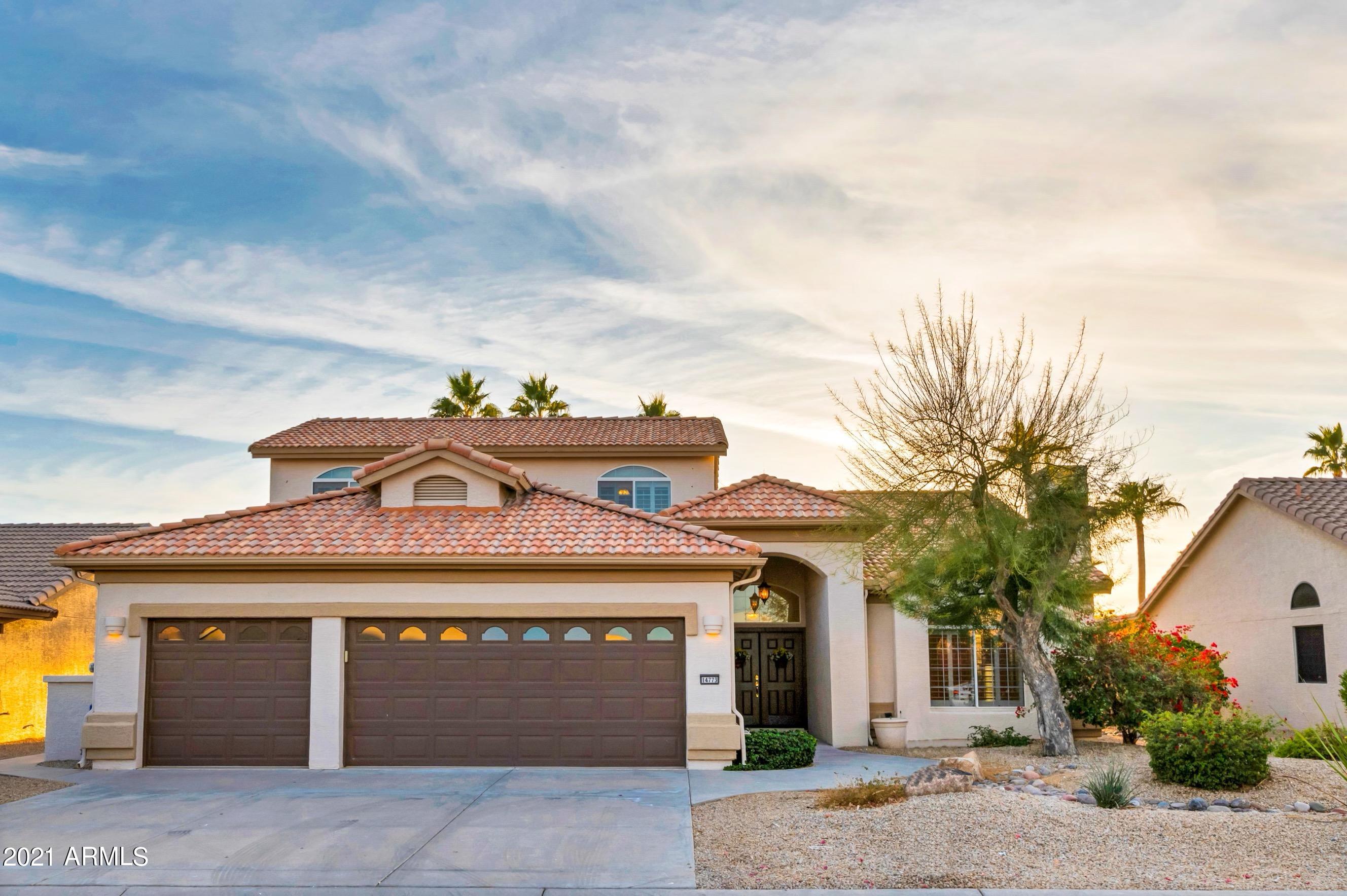 14773 Piccadilly Road Goodyear, AZ 85395 - Photo 5 of 38 Front Entrance