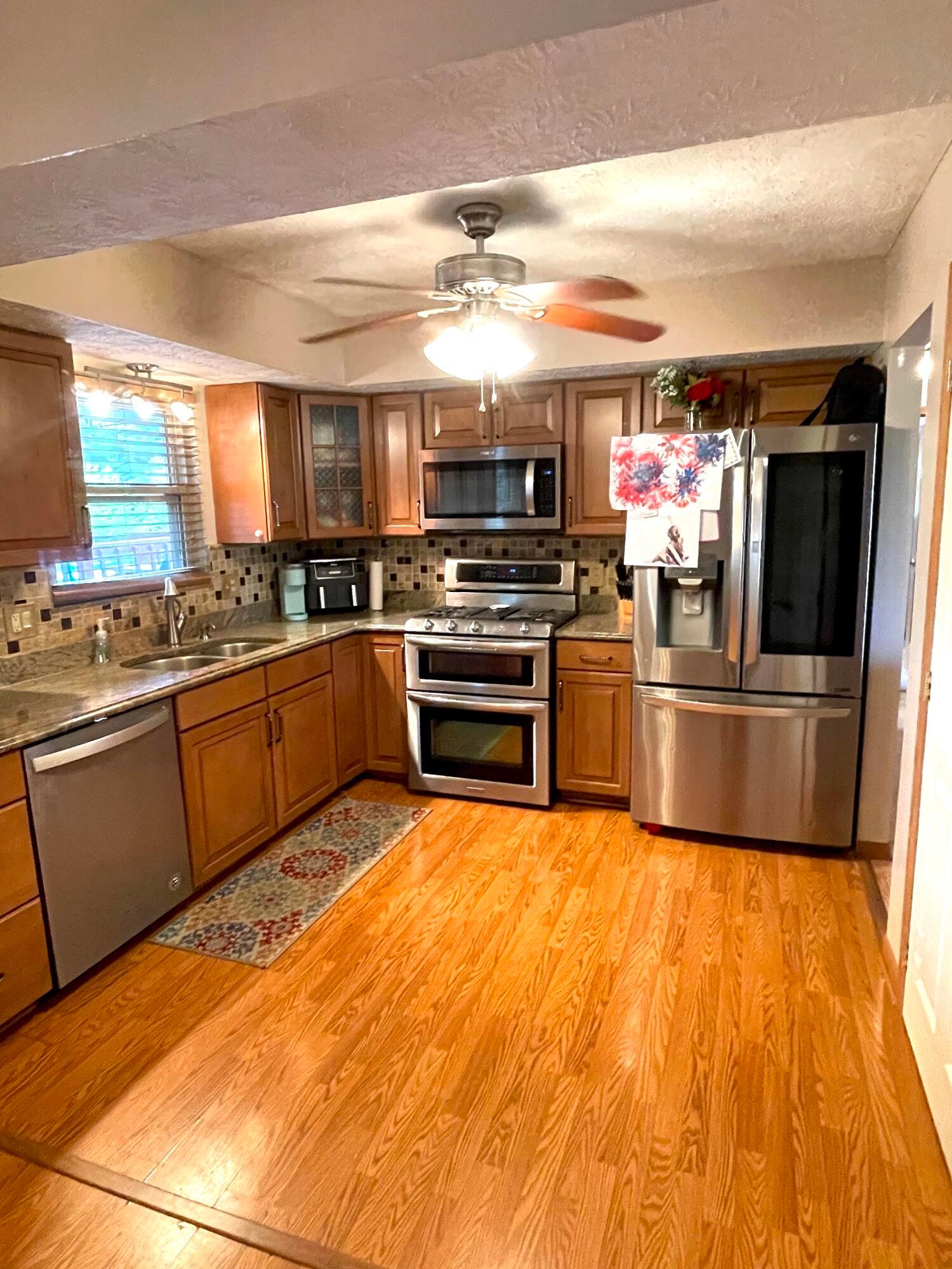 11697 Milnor Road Pickerington, OH 43147 - Photo 5 of 14 IMG_9109