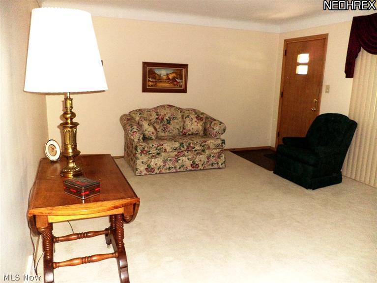 1136 Orchardview Road Independence, OH 44131 - Photo 3 of 20
