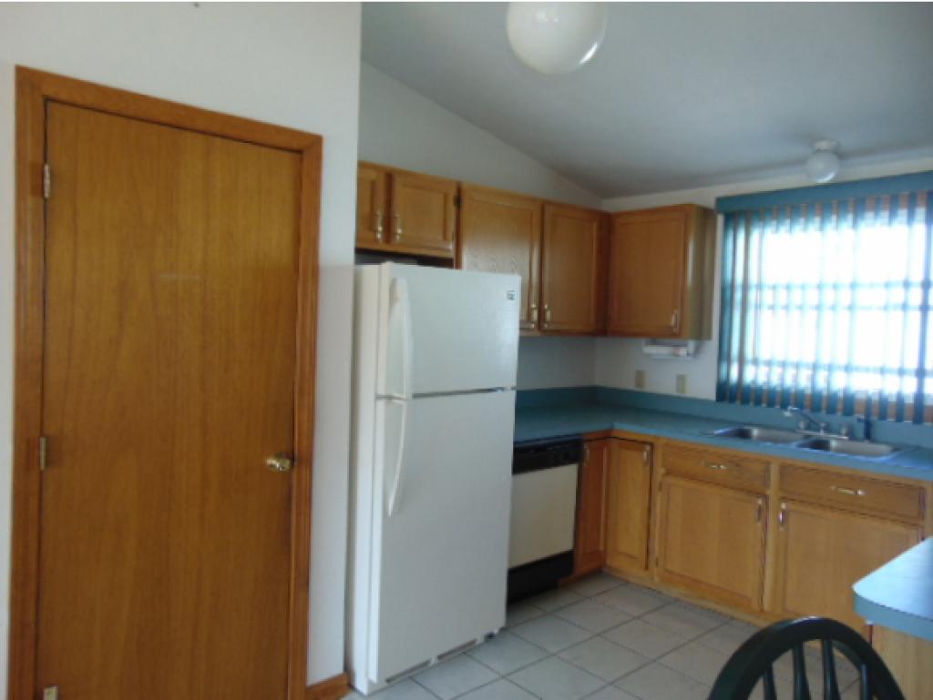 186-7 Dunbarton Road, Unit 7 Manchester, NH 03102 - Photo 5 of 18