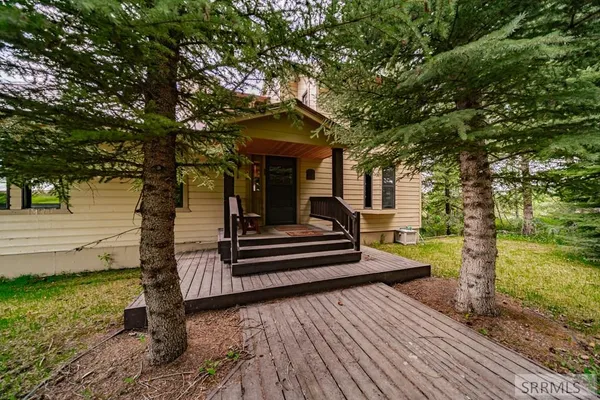 $1,325,000 | 1528 Highway 47, Ashton, ID 83420