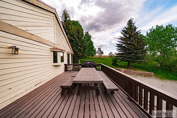 $1,325,000 | 1528 Highway 47, Ashton, ID 83420