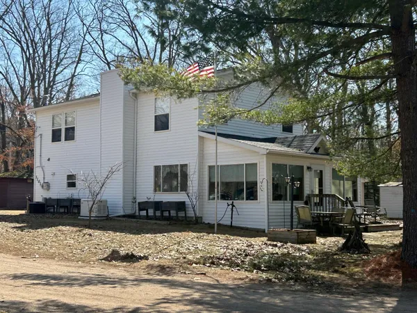 $259,900 | 11035 1st Street, Mecosta, MI 49332