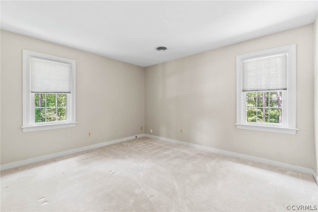 2801 Fairgate Road Midlothian, VA 23112 - Photo 36 of 49 an empty room with windows