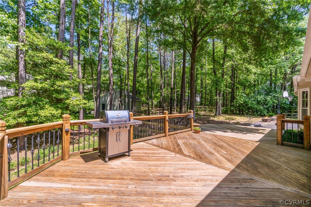 2801 Fairgate Road Midlothian, VA 23112 - Photo 49 of 49 a view of a patio with chairs and wooden fence