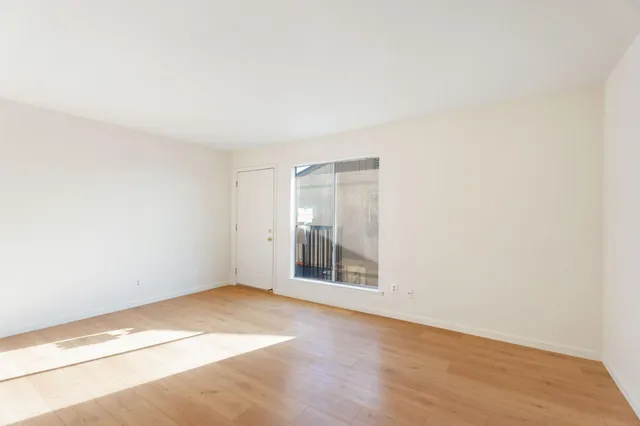 $2,388,000 | 609 Moore Street, Madera, CA 93638