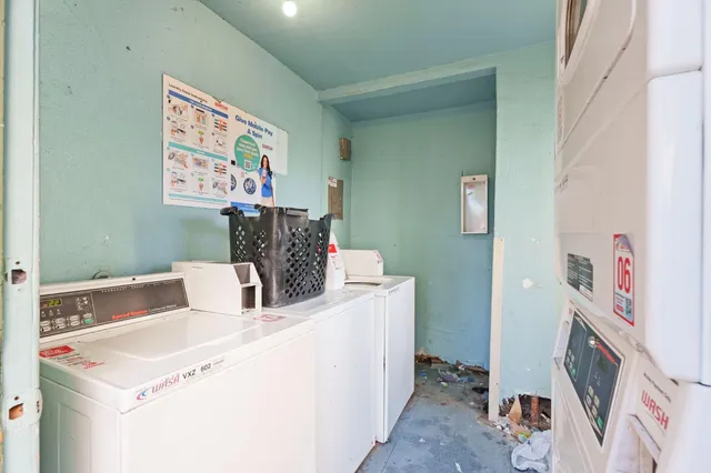 $2,388,000 | 609 Moore Street, Madera, CA 93638