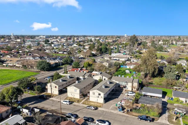 $2,388,000 | 609 Moore Street, Madera, CA 93638