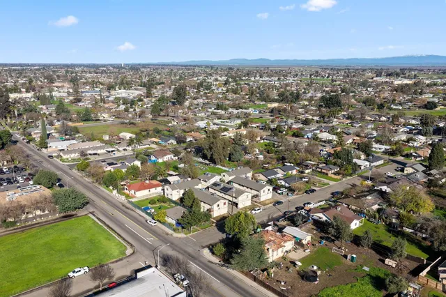 $2,388,000 | 609 Moore Street, Madera, CA 93638