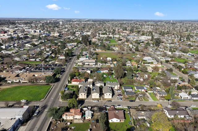 $2,388,000 | 609 Moore Street, Madera, CA 93638