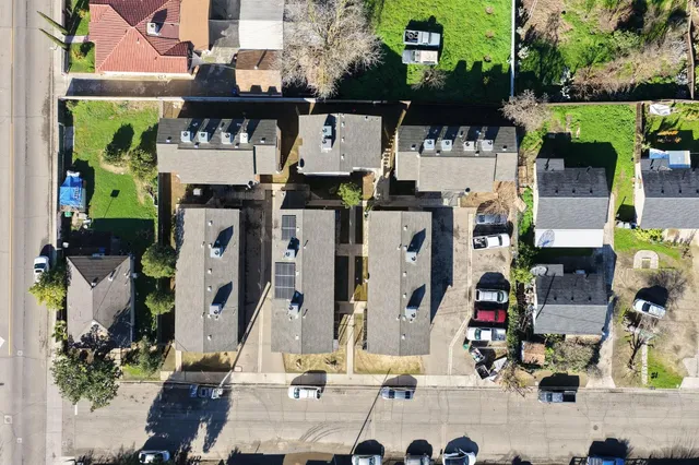 $2,388,000 | 609 Moore Street, Madera, CA 93638