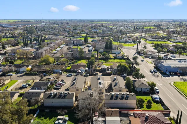 $2,388,000 | 609 Moore Street, Madera, CA 93638