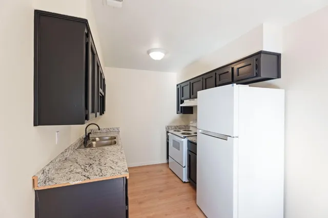 $2,388,000 | 609 Moore Street, Madera, CA 93638