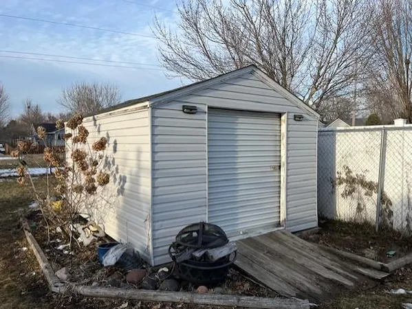 $355,000 | 4765 Park Drive, Monticello, MN 55362