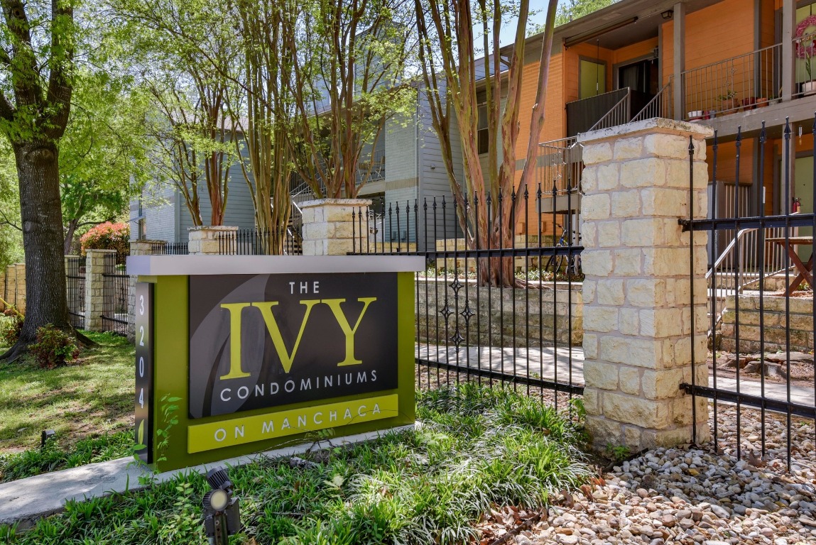 3204 Menchaca Road, Unit 405 Austin, TX 78704 - Photo 19 of 29 a view of outdoor space deck and backyard