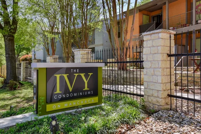 $1,200 | 3204 Menchaca Road, Unit 405, Austin, TX 78704