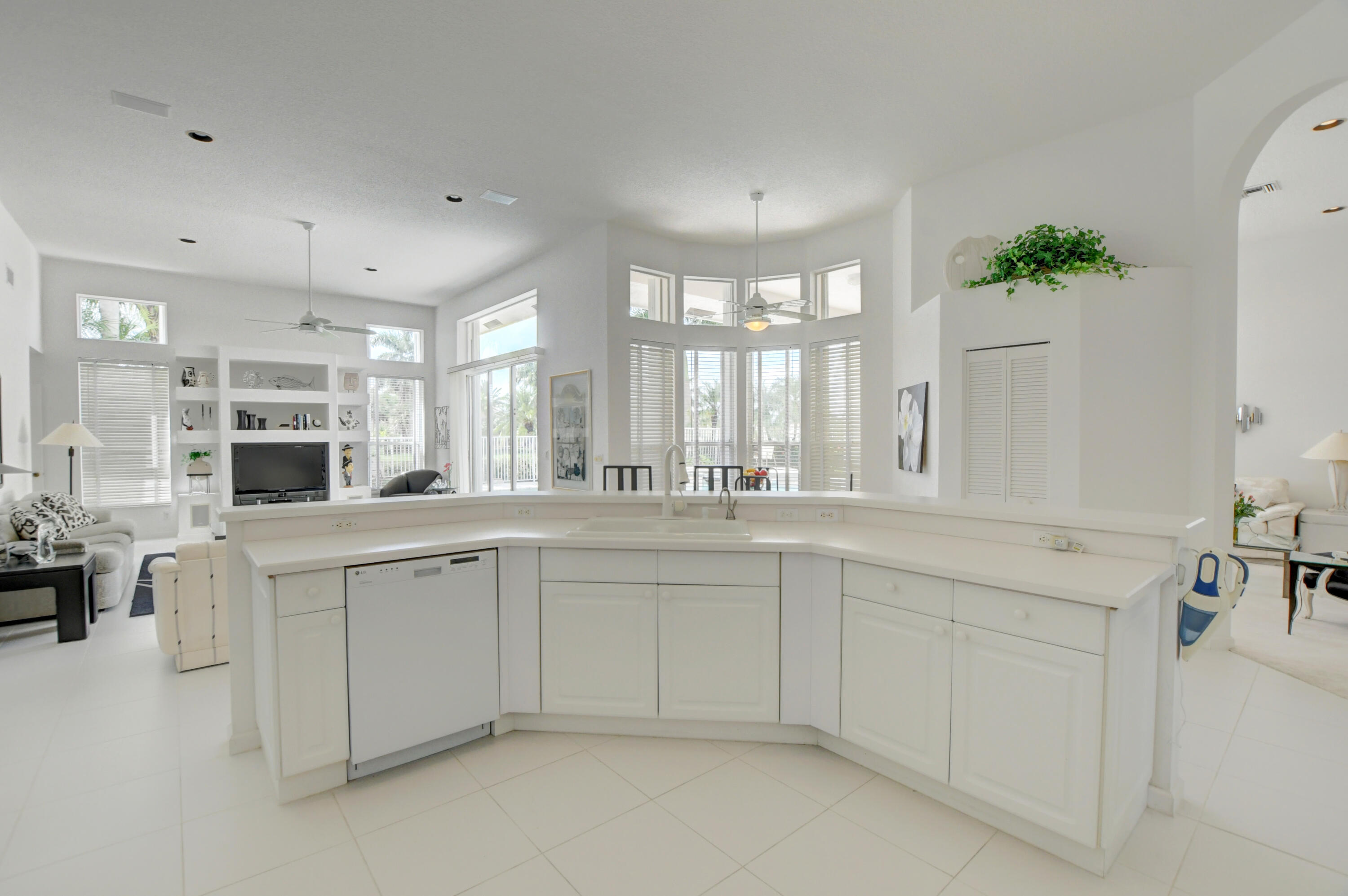 19241 Inkwood Court Boca Raton, FL 33498 - Photo 32 of 86 32_ebf_1476_77_78_79_80