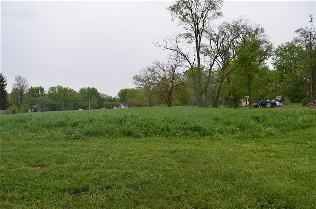 2233 Sheridan Road Noblesville, IN 46062 - Photo 12 of 40 Gallery Image 12