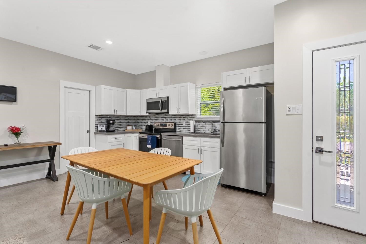 7101 Foster Street, Unit A Houston, TX 77021 - Photo 7 of 19 Gallery Image 7