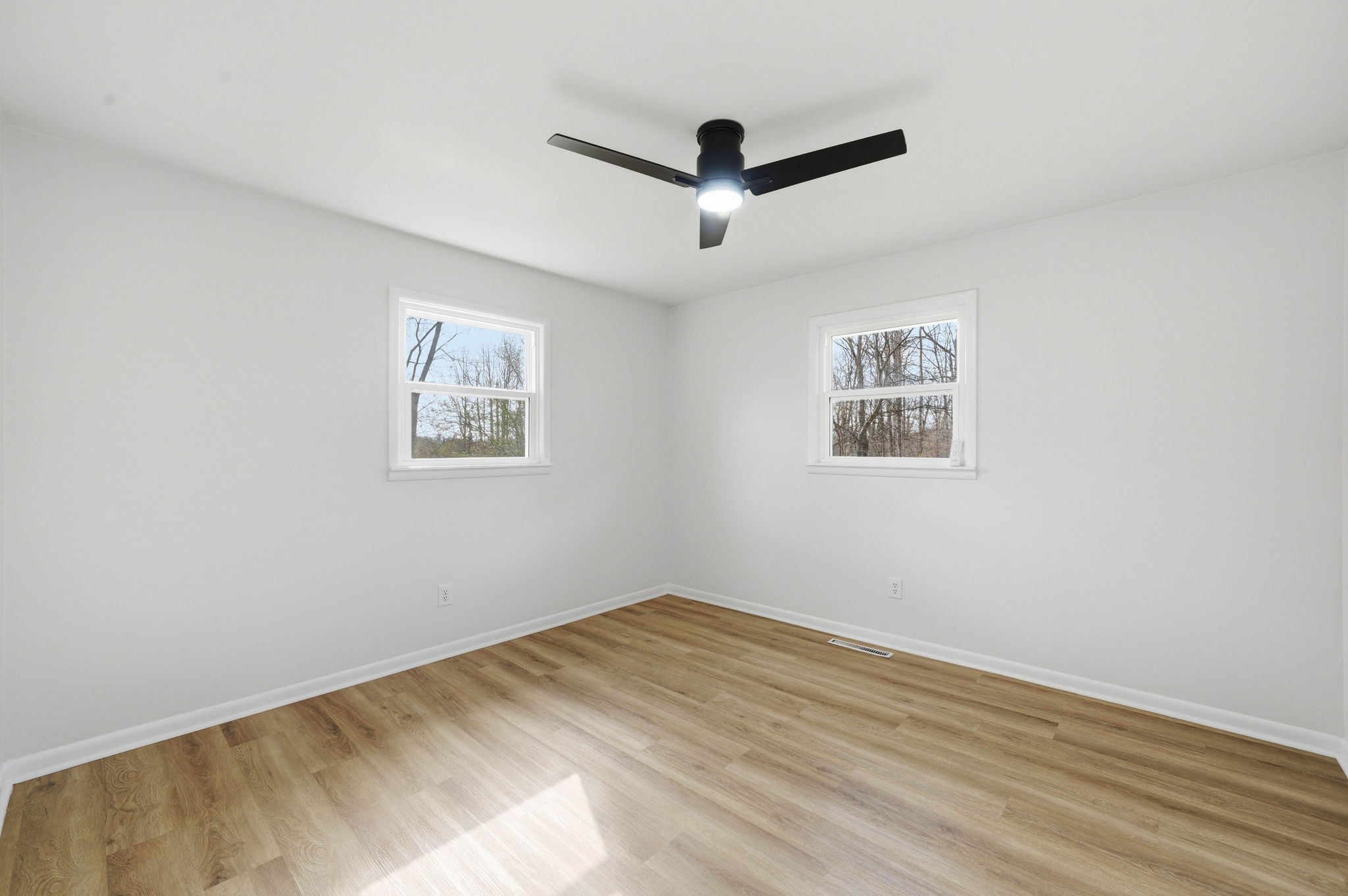 166 Bains Road Hillsboro, TN 37342 - Photo 18 of 37 a view of empty room with wooden floor