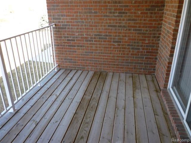 45961 Rhodes Drive, Unit 272 Macomb, MI 48044 - Photo 3 of 10 Balcony.JPG
