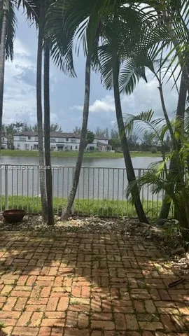 $599,000 | 7844 Northwest 114th Path, Unit 7844, Doral, FL 33178