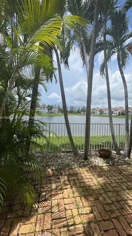 $599,000 | 7844 Northwest 114th Path, Unit 7844, Doral, FL 33178