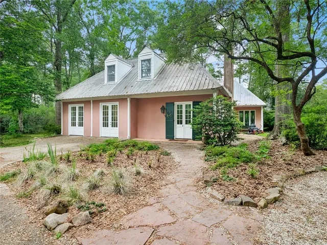 $690,000 | 82491 Highway 437, Covington, LA 70435