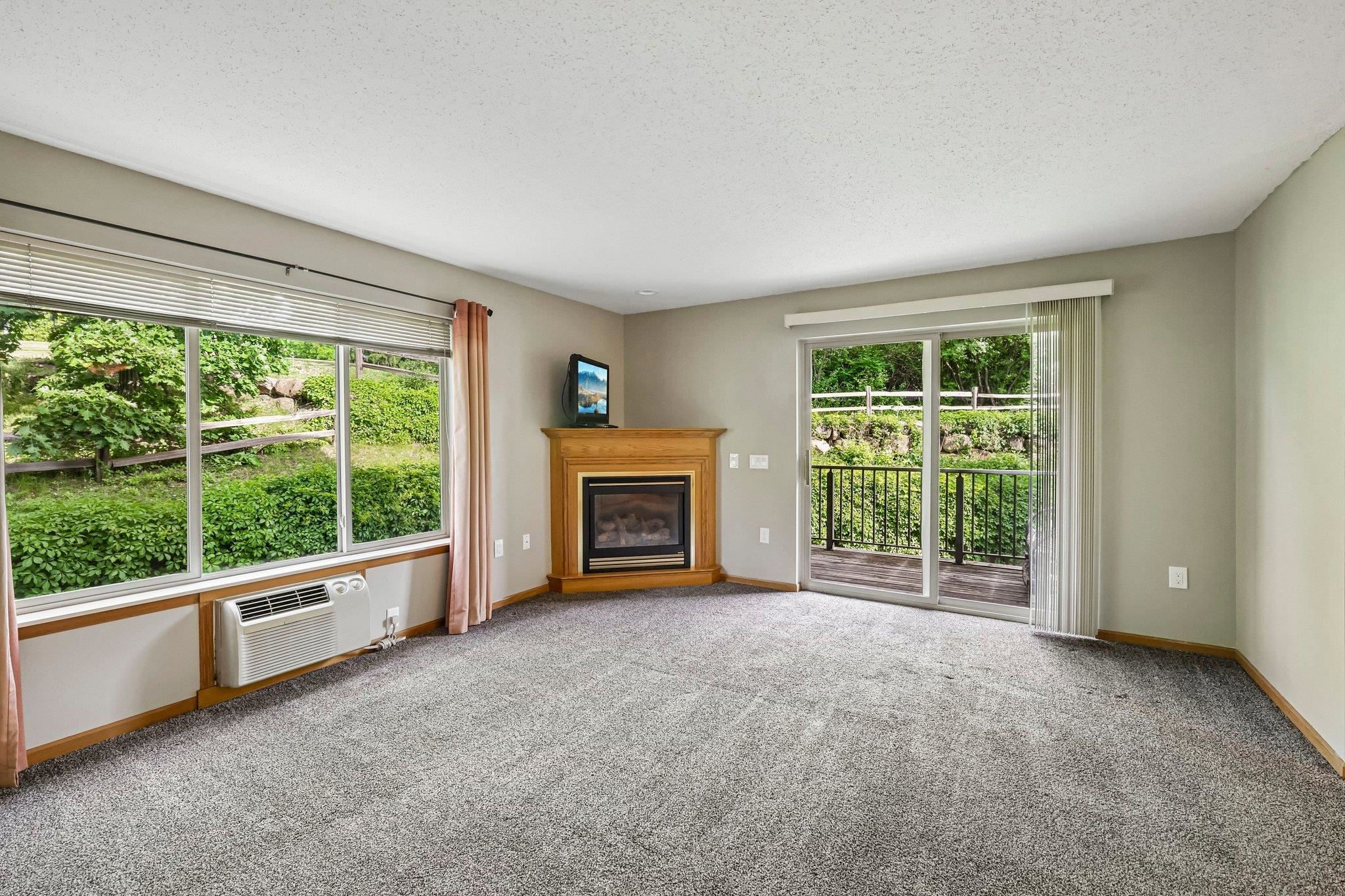 7203 Mid Town Road, Unit 212 Madison, WI 53719 - Photo 8 of 37