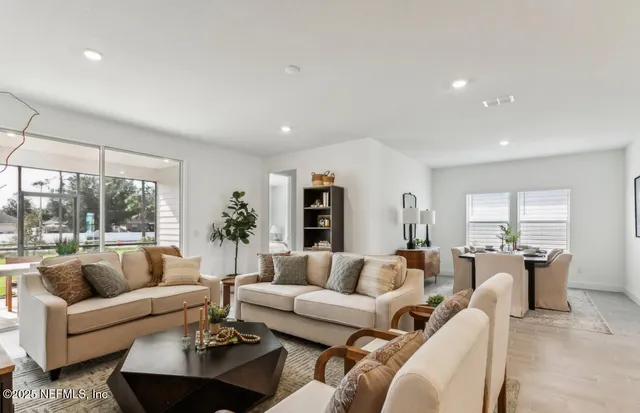 $477,989 | 3021 New Moon Circle, Green Cove Springs, FL 32043